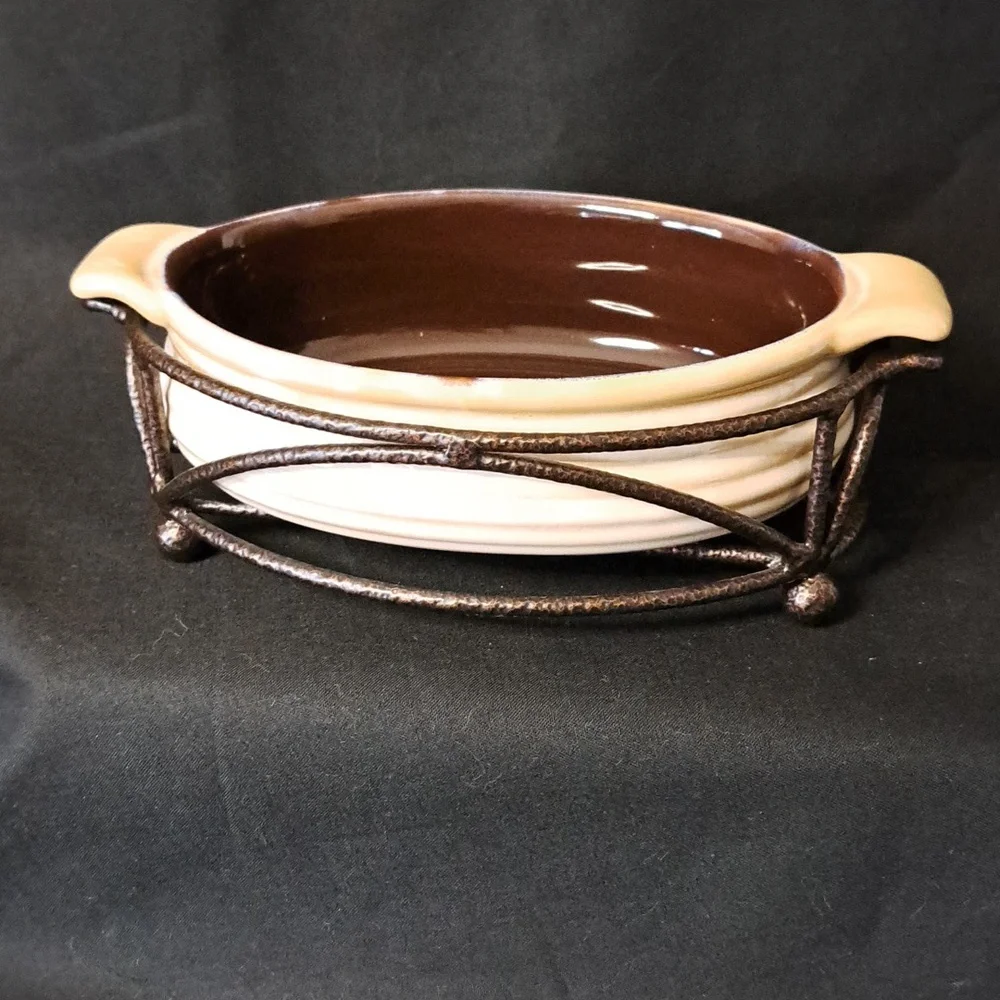 Tastefully Simple Dip Crock with Metal Stand